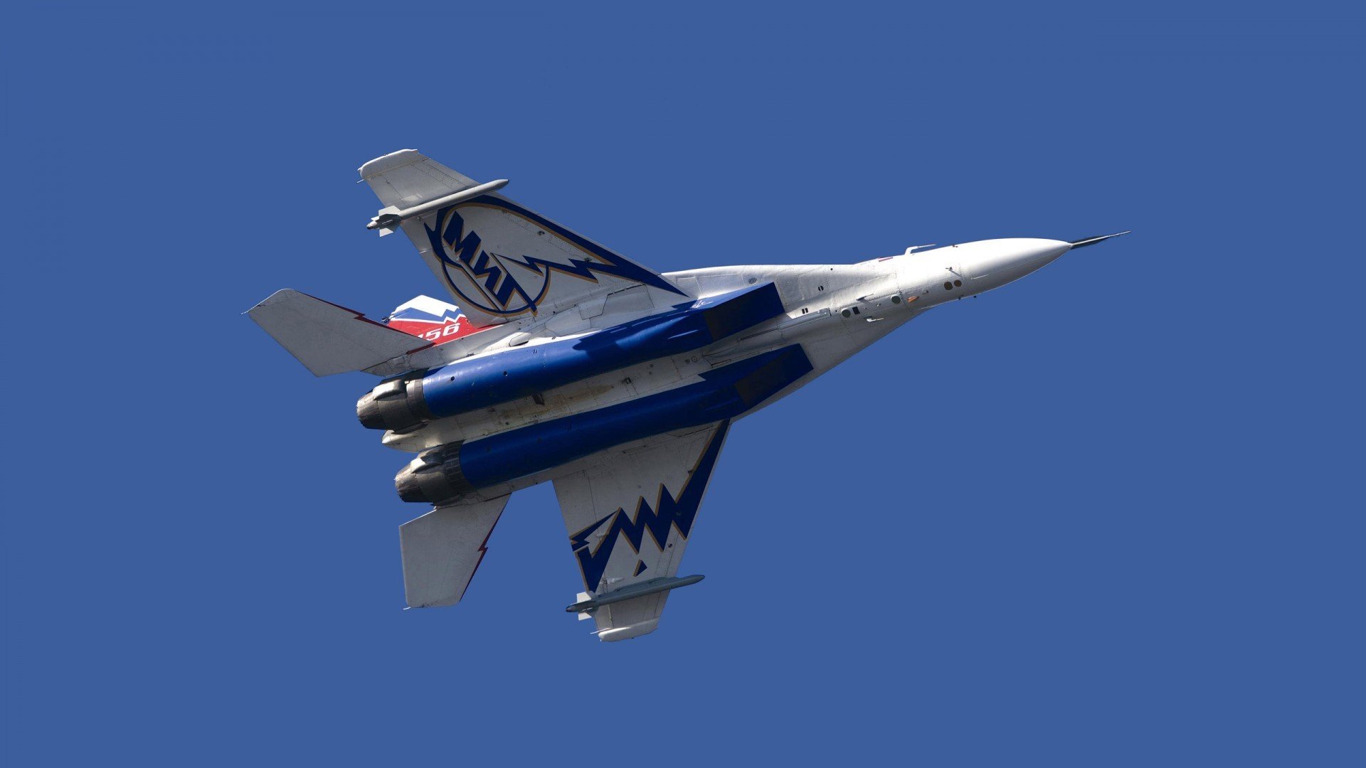 体育新闻中心建设面向基层的体育资讯服务平台，体育新闻专题报道