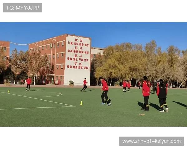 足球裁判培训课程加强体能与心理训练并重，足球裁判员培训ppt